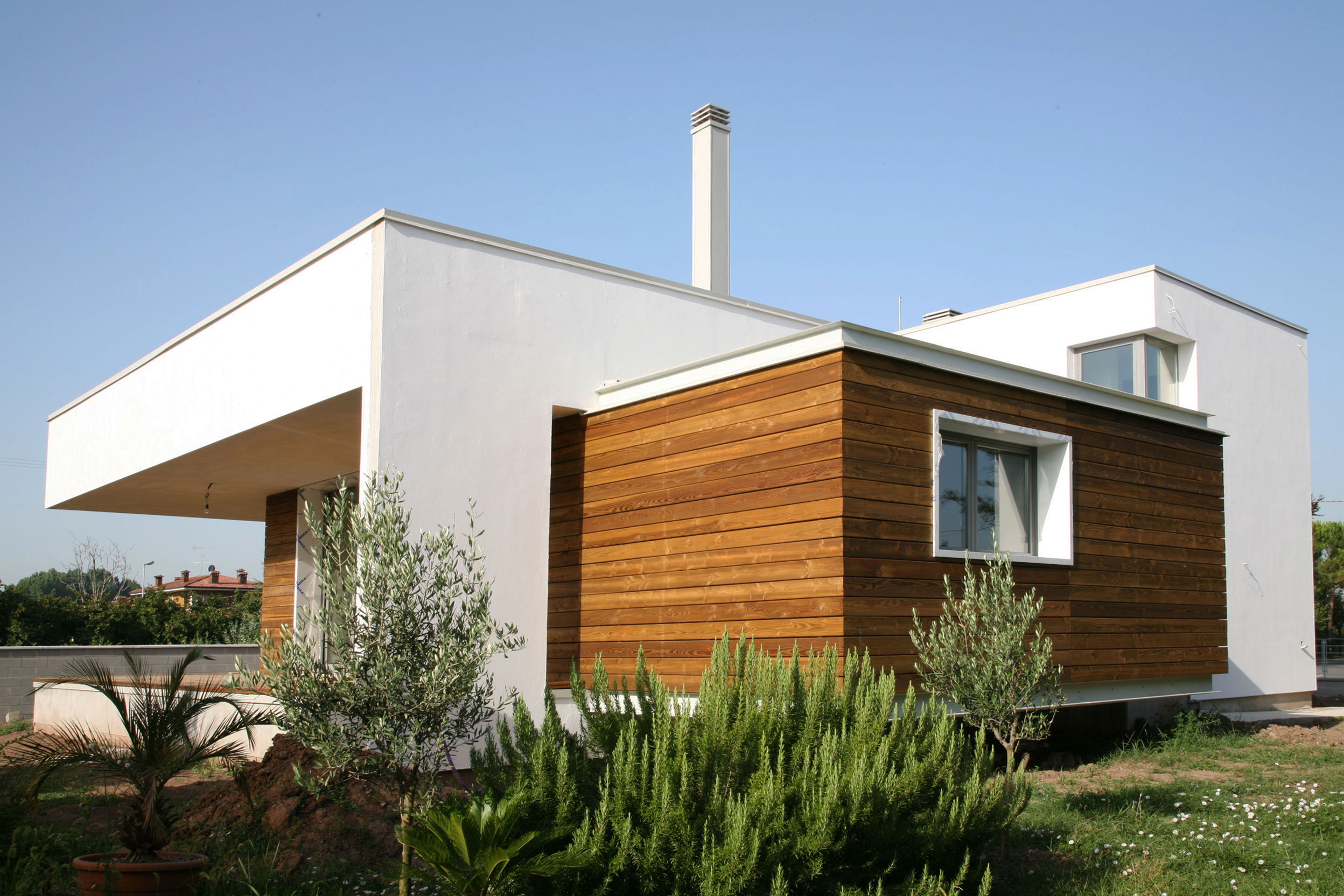 Villa contemporanea ad Acquafredda, nella pianura bresciana